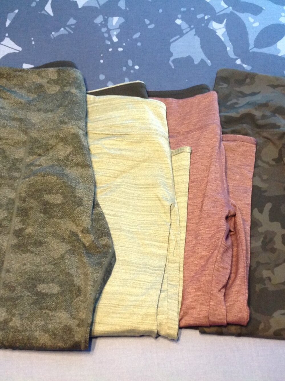 Tuff Athletics Leggings Cropped Classic Lot of 4 Pairs L